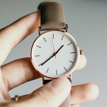 Les montres élégantes et minimalistes : l'accessoire indispensable pour un style parfait
