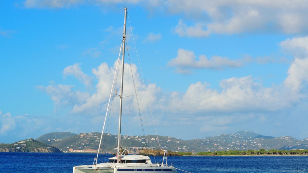 De Paris à Papeete : un voyage épique en bateau