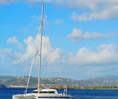 De Paris à Papeete : un voyage épique en bateau